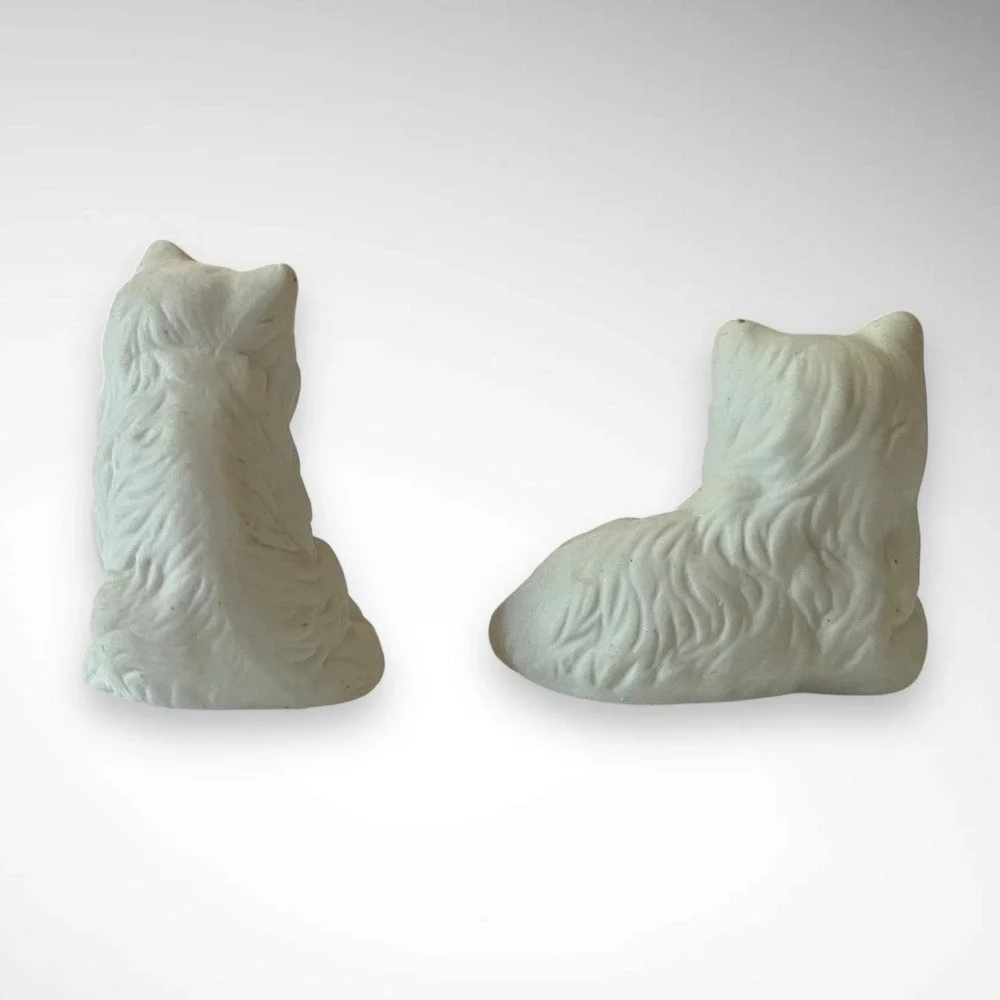Vintage Pair Of White Bisque Porcelain Cat Figurines Faith and Hope | EUC